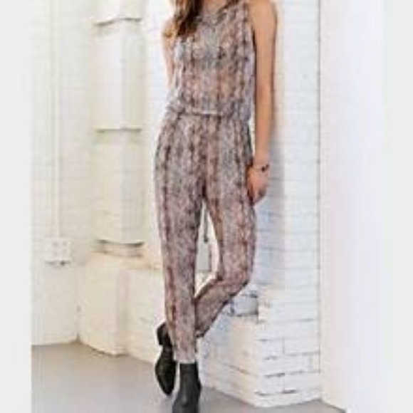 H&M Snakeskin Jumpsuit Size 8 Brown Animal Print Sleeveless Boho Chic Trendy - Picture 16 of 16